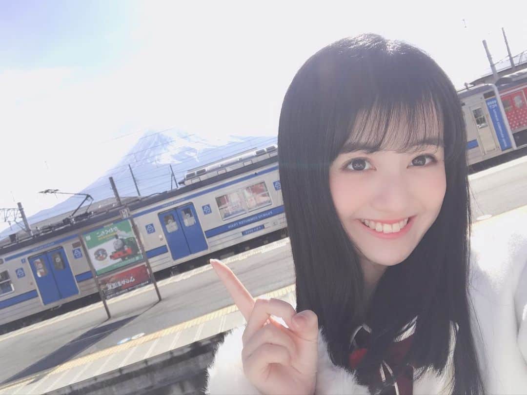 中川梨花さんのインスタグラム写真 - (中川梨花Instagram)「レギュラー出演中の番組【旅する観光列車】＃6でご紹介したのは、『フジサン ...