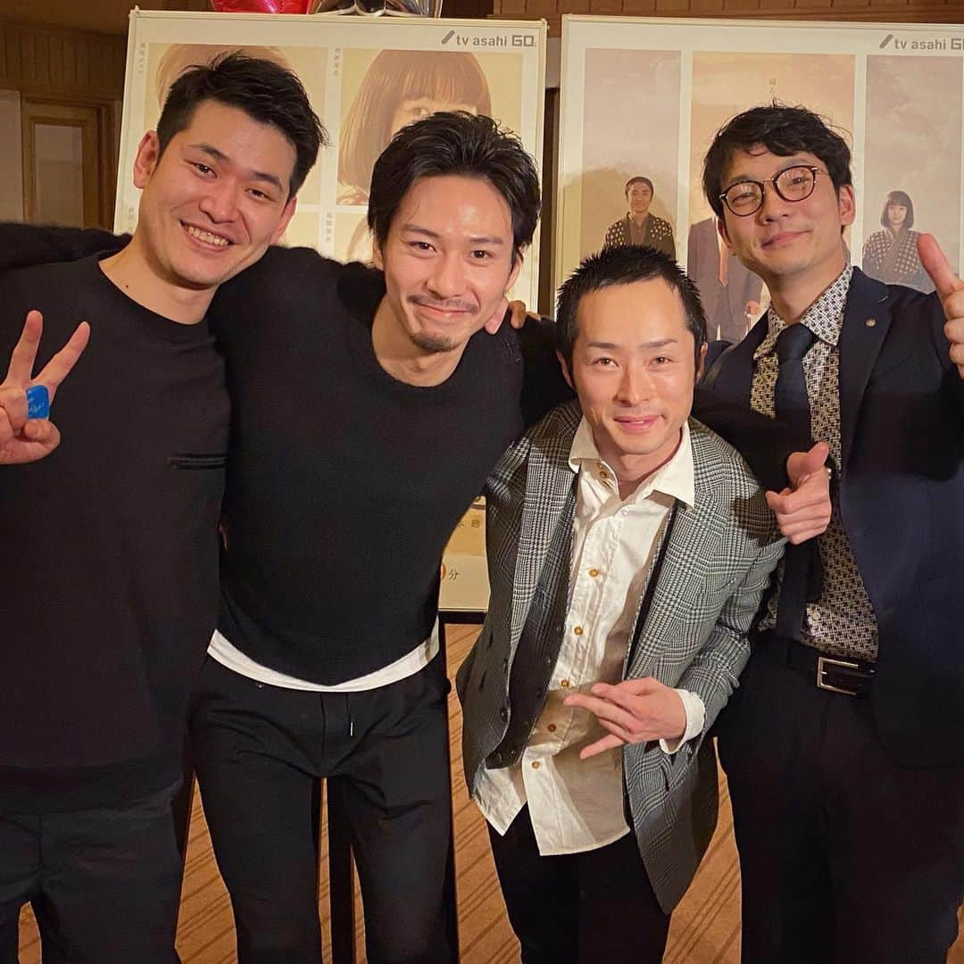 谷遼さんのインスタグラム写真 - (谷遼Instagram)「先日のやすらぎの刻、打ち上げ。  長期間の撮影、みなさんお疲れ様でした。 放送はまだ続きます。最後まで見てね！  #やすらぎの刻 #テレ朝 #ドラマ #打ち上げ」2月20日 22時21分 - taniryo_kirin