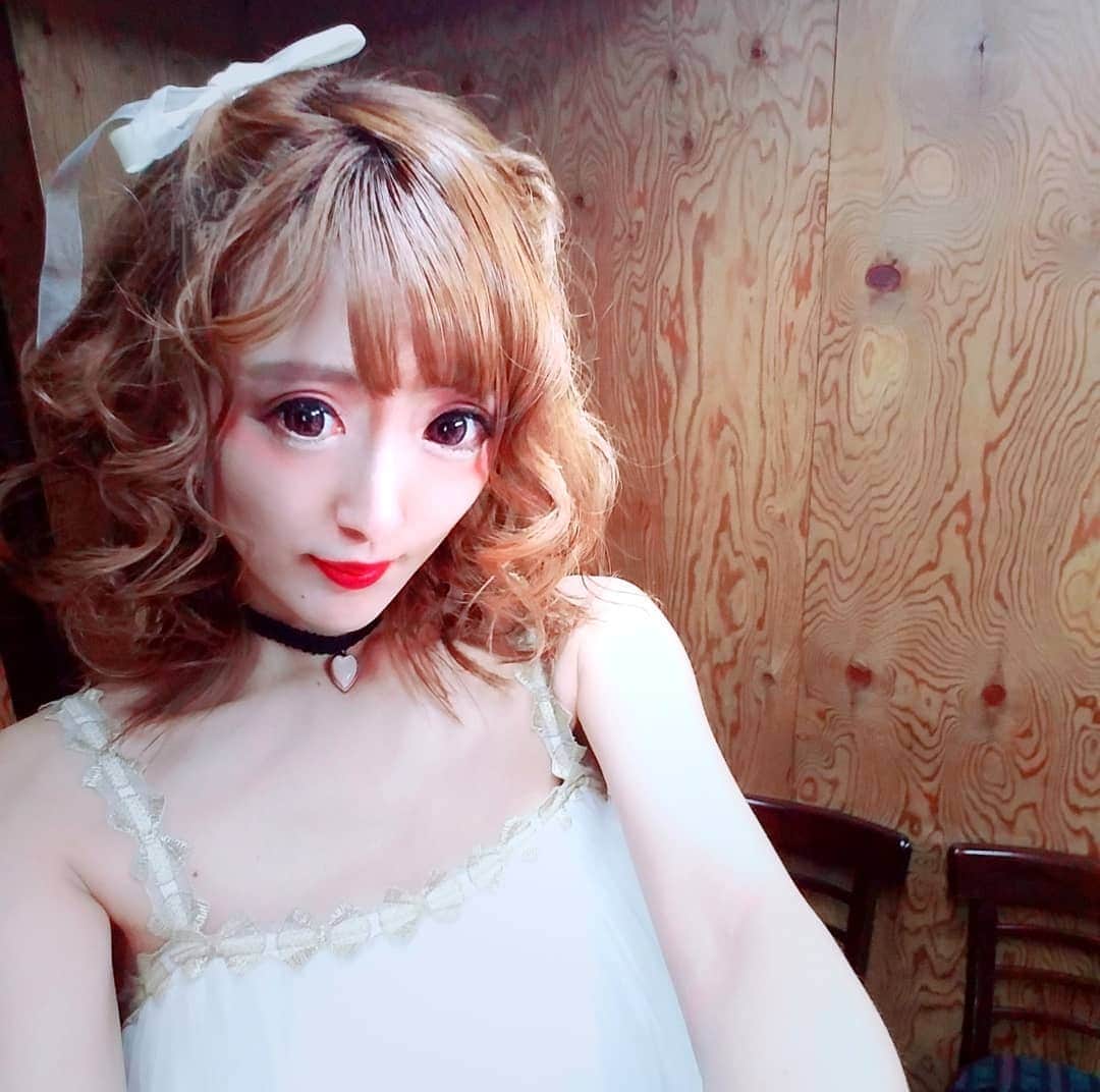 梁愛美のグルメインスタ