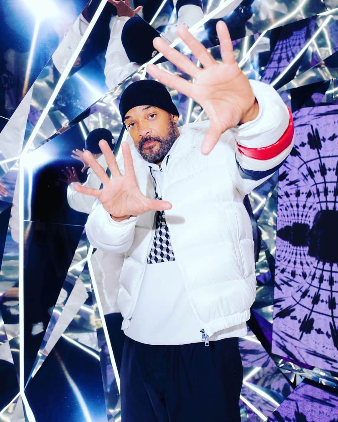 ウィル・スミスさんのインスタグラム写真 - (ウィル・スミスInstagram)「One night in Milan for #monclergenius! Grazie mille @moncler」2月20日 22時49分 - willsmith