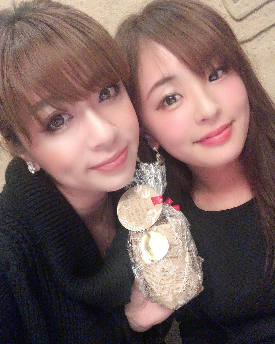 野崎鮎のグルメインスタ