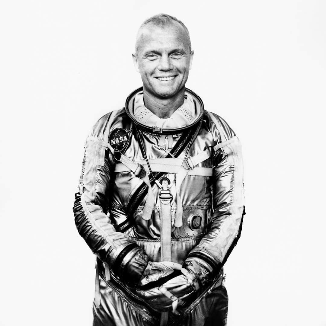 パトリック・J・アダムスさんのインスタグラム写真 - (パトリック・J・アダムスInstagram)「58 years ago today, then Lieutenant Colonel John Glenn sat on top of a consistently Atlas rocket and became the first American to orbit the Earth. Spent a lot of time with him in my head and heart last year and still am beyond honored to have had the opportunity to tell his story. If you don’t know about him or NASA’s Mercury program do yourself a favor and read up. These were some pretty remarkable people that did the unimaginable. #therightstuff @natgeochannel」2月21日 11時24分 - patrickjadams