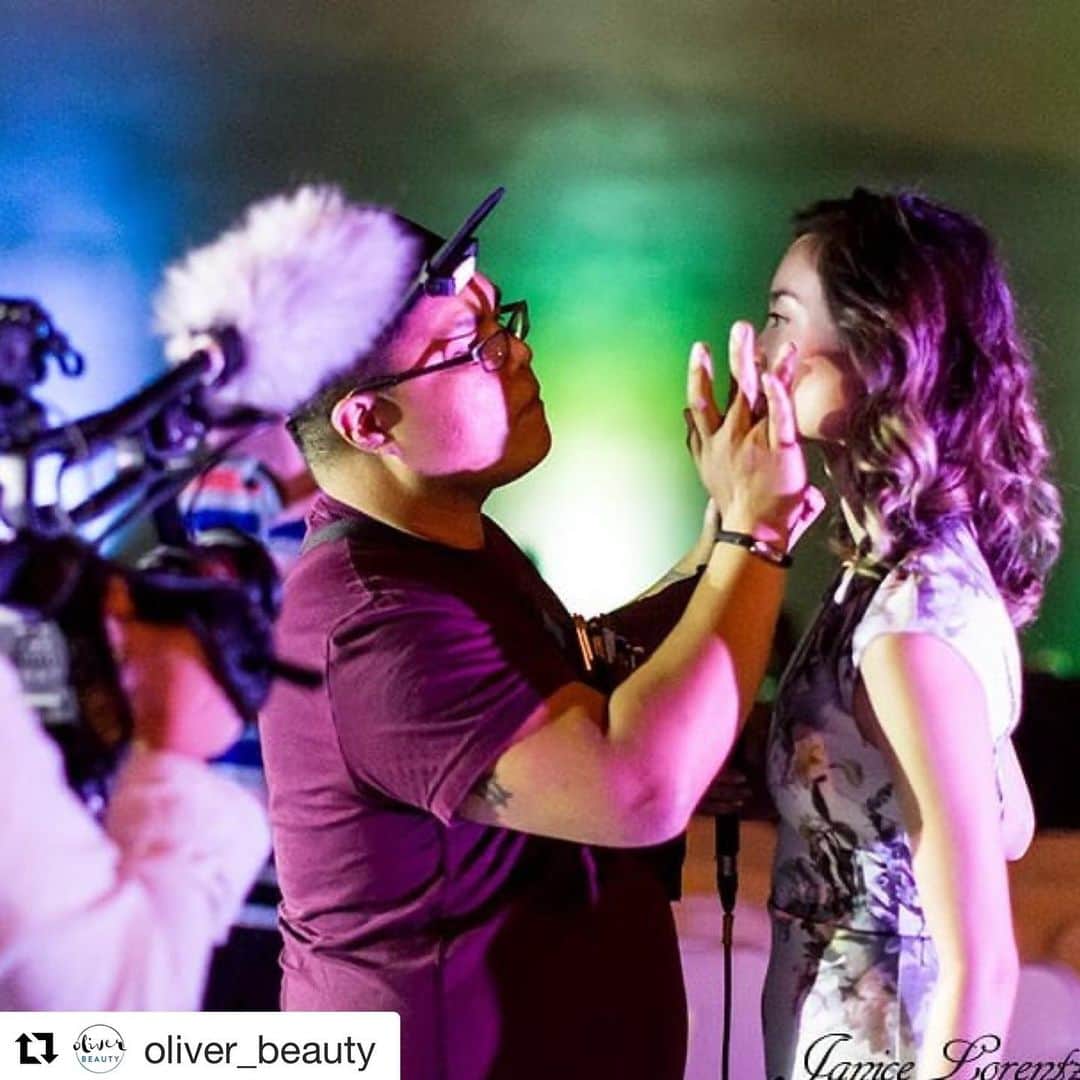 エミ・マイヤーのインスタグラム：「Thanks for this throwback @oliver_beauty to the “If I Think Of You” music video shoot we did at @portlandfashionweek & @hoteleastlund ポートランドでした「イフ・アイ・シンク・オブ・ユー」PV撮影のバックステージフォト！ ・・・ Heres a #tbt when I did #hmua for songwriter/pianist @emimeyer  I love all the colors captured in this moment. Though it has been years,  I still cherish this moment and wont soon forget.」
