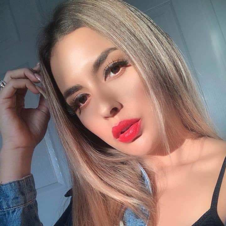 NYX Cosmeticsさんのインスタグラム写真 - (NYX CosmeticsInstagram)「@unbreakable_mua takes her everyday glam to the next level with our new Shout Loud Satin Lipstick in 'The Best' ($8.50) ❤️💄 || #nyxcosmetics #nyxprofessionalmakeup #crueltyfreebeauty」2月21日 3時21分 - nyxcosmetics