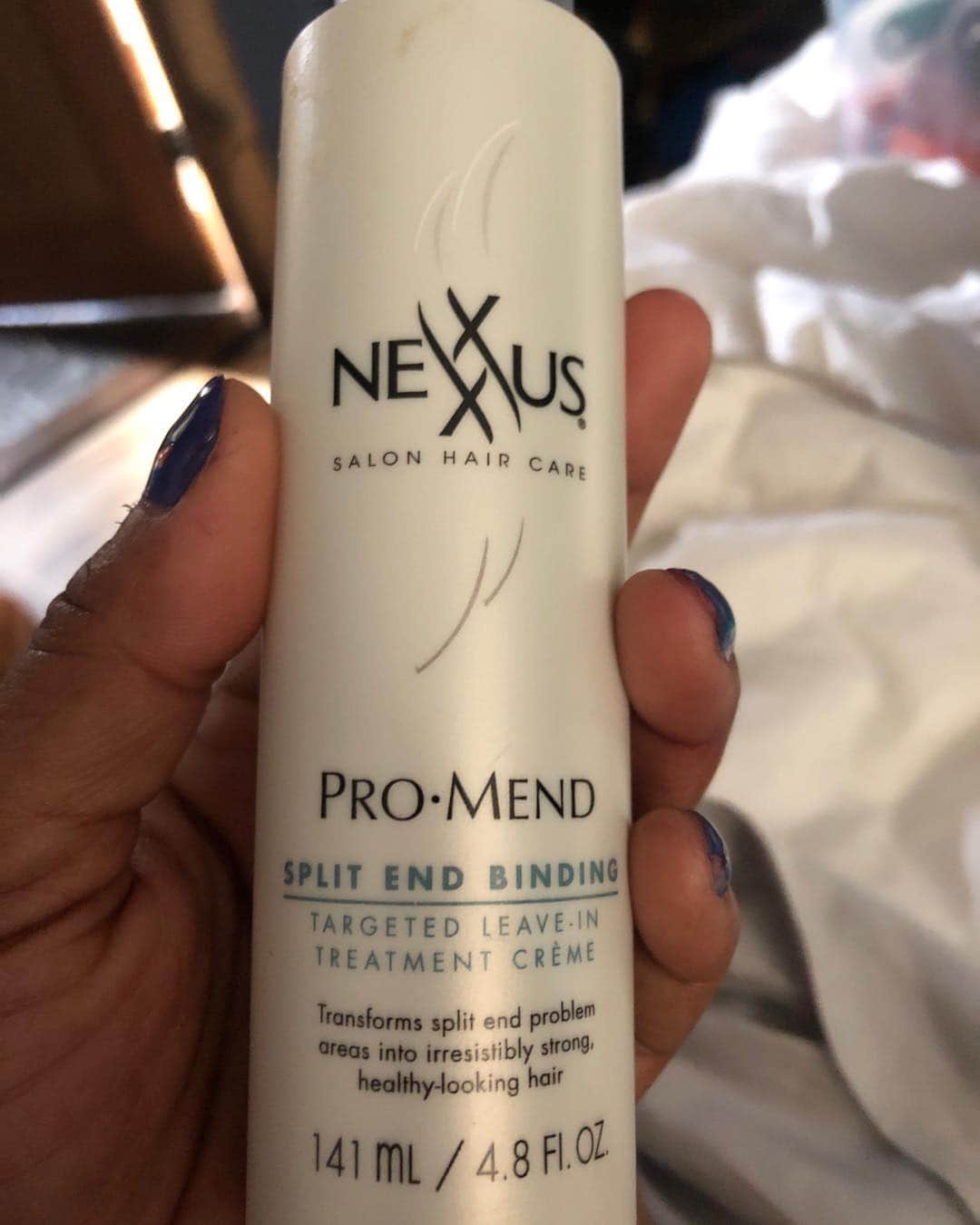 ケリスのインスタグラム：「Hey guys , you know my bouncy roller curls I always do. This is the magic that makes that happen for us . And now @justinelequeen and I can't find it anywhere . Do any of you lovely hair queens out there know who still sells this ? #desperate #naturalhair」