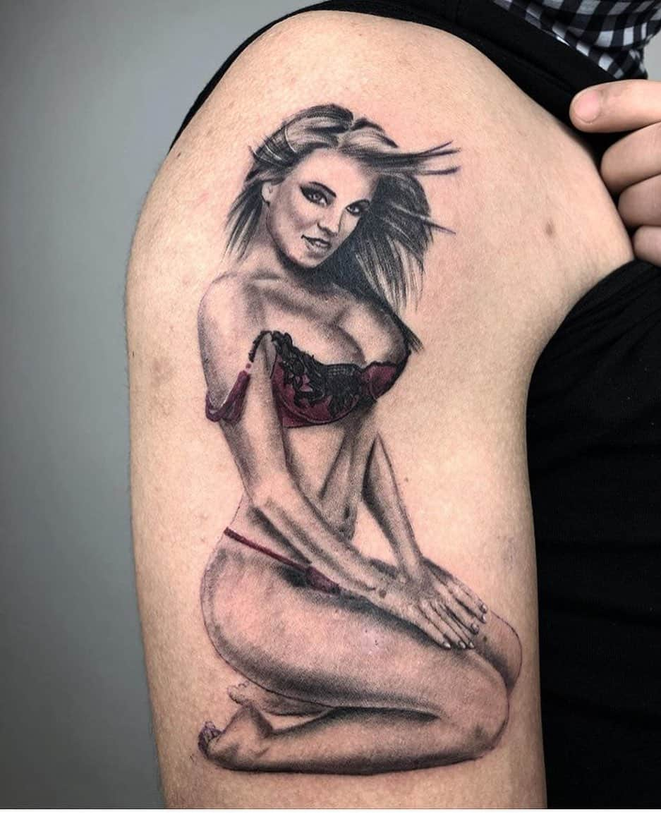 カルメン・エレクトラさんのインスタグラム写真 - (カルメン・エレクトラInstagram)「Ty ! What amazing work 🖤#tatoo」2月21日 5時01分 - carmenelectra