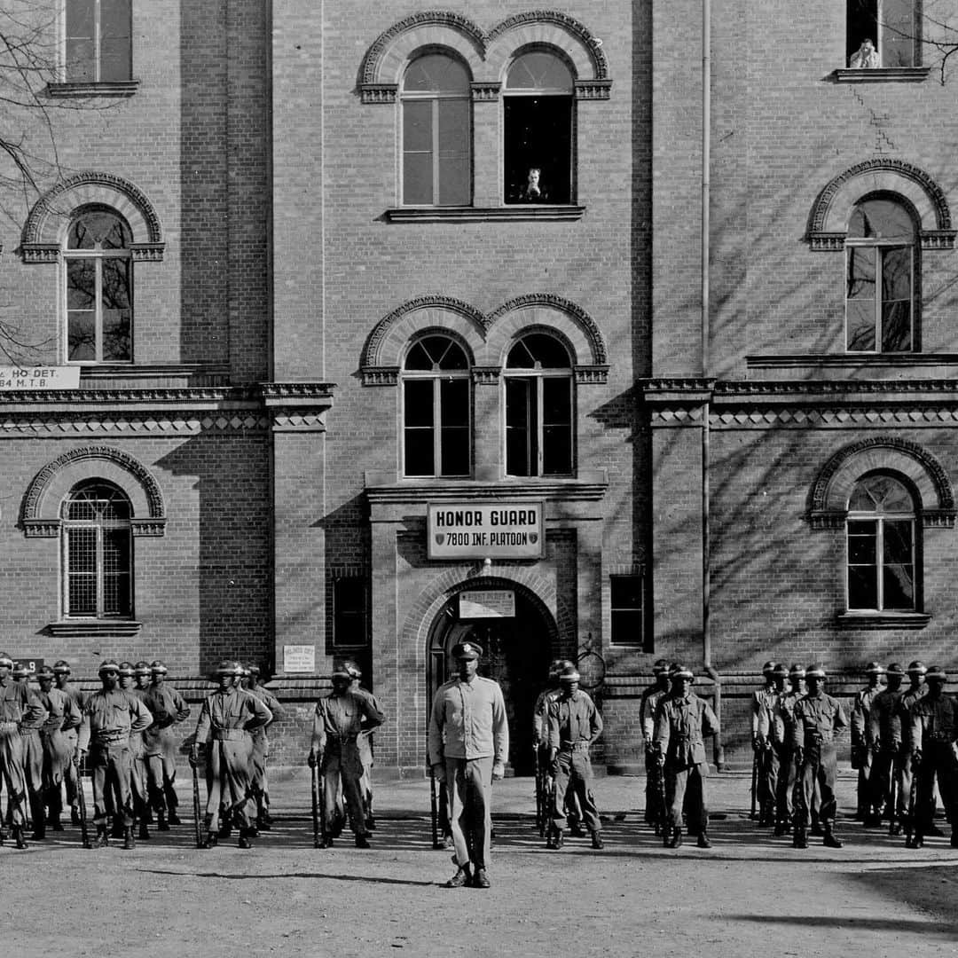 ニューヨーク・タイムズさんのインスタグラム写真 - (ニューヨーク・タイムズInstagram)「During World War II, thousands of African-American troops were sent to a defeated Germany to promote democracy, even as they were confined to the social order of Jim Crow. Black occupation troops were part of the effort to prevent the resurgence of Nazism, yet for years were housed in segregated quarters, barred from officers’ clubs and openly slurred, harassed and physically attacked by white American service members. For the 1.2 million black men who served in a segregated army during World War II, efficiency and bravery on the battlefield didn’t lead to the social changes they had hoped for. None of the heroic efforts by these troops changed their second-class status during the war — or in its aftermath. Tap the link in our bio to read more on the challenges of black troops stationed in Germany in the aftermath of the war. Photo: U.S. Army/National Archives  #tbt #blackhistorymonth」2月21日 5時48分 - nytimes