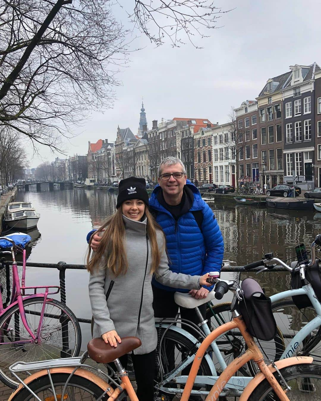 Justine Brasseurさんのインスタグラム写真 - (Justine BrasseurInstagram)「Tb to one year ago when we spent his birthday in Holland!!! 🥳 Bonne fête à mon merveilleux papa, je t’aime💓💓」2月21日 8時32分 - minijuju10