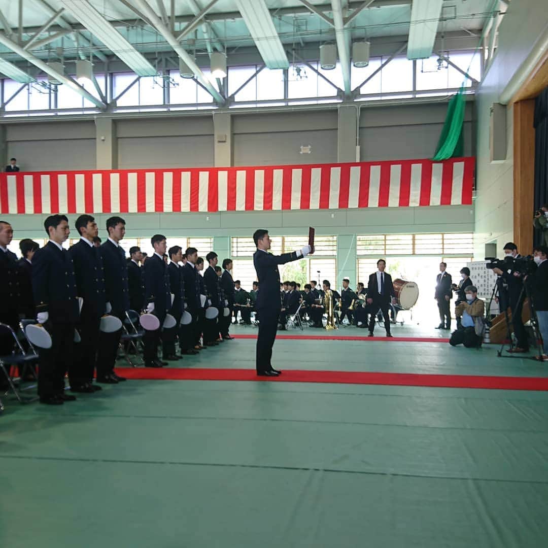 和田政宗のインスタグラム：「京都・舞鶴にて。 海上保安官を育てる海上保安学校の卒業式に出席。」