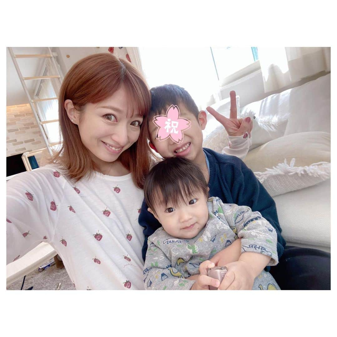 辻希美さんのインスタグラム写真 - (辻希美Instagram)「今日３月２１日はそっちゃん７歳のお誕生日です🎂💕💕✨ そっちゃんおめでとう🎂💕 #昊空 #そっちゃん #3月21日 #7歳 #お誕生日 #happybirthday  #🎂💕」3月21日 13時32分 - tsujinozomi_official