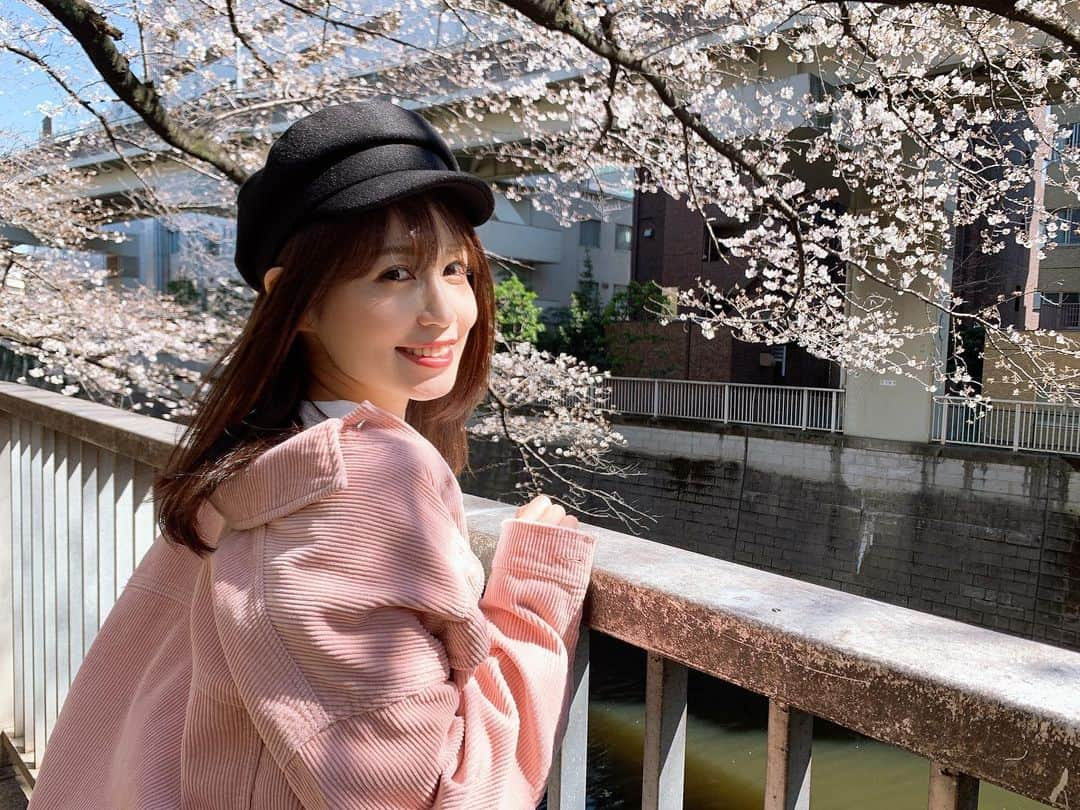 北条佳奈のインスタグラム：「#春分の日 #桜 #ソメイヨシノ #sakura #cherryblossom #🌸」