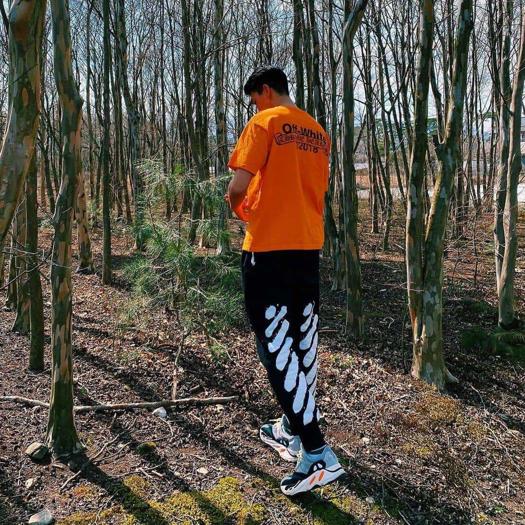 石倉ノアさんのインスタグラム写真 - (石倉ノアInstagram)「🌱🌱 .. . . .. #japan #offwhite #chromehearts #yeezy #instagram」3月21日 14時22分 - zeppelin.noah