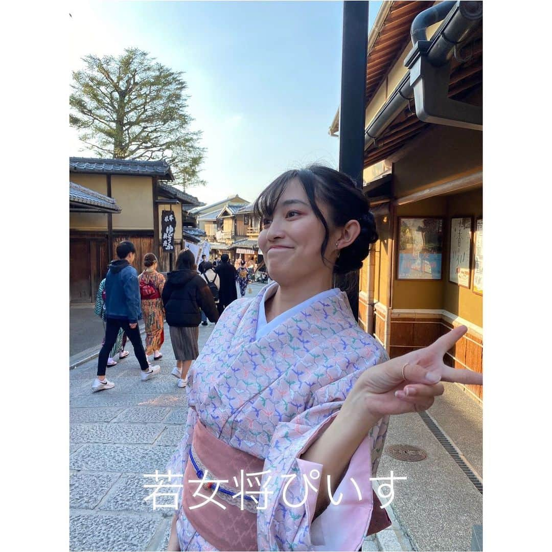 堀口日萌さんのインスタグラム写真 - (堀口日萌Instagram)「京都行ってきました☁️ 着物久しぶりに着た 鶴の柄ですん🦩 でもめちゃしんどくて腰やらかした🤏🏻 梅干しと梅昆布茶が美味しかったです🍔🍟🍕💕 三枚目の左下スタバやねん美しすぎて入られへんかった👍🏻 #ひめ #京都へ行く #着物」3月21日 7時39分 - himechannel_0624