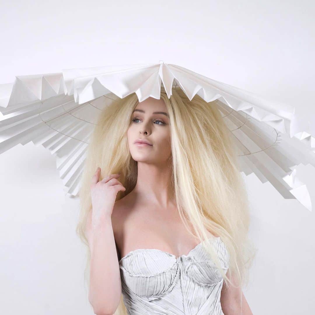 August Gettyのインスタグラム：「Nymphai is an evocative exploration of origami fabric treatments, and pushes the boundaries of Couture. We partnered Nymphai with a Teflon parasol headpiece made in collaboration with @PiersAtkinson.」