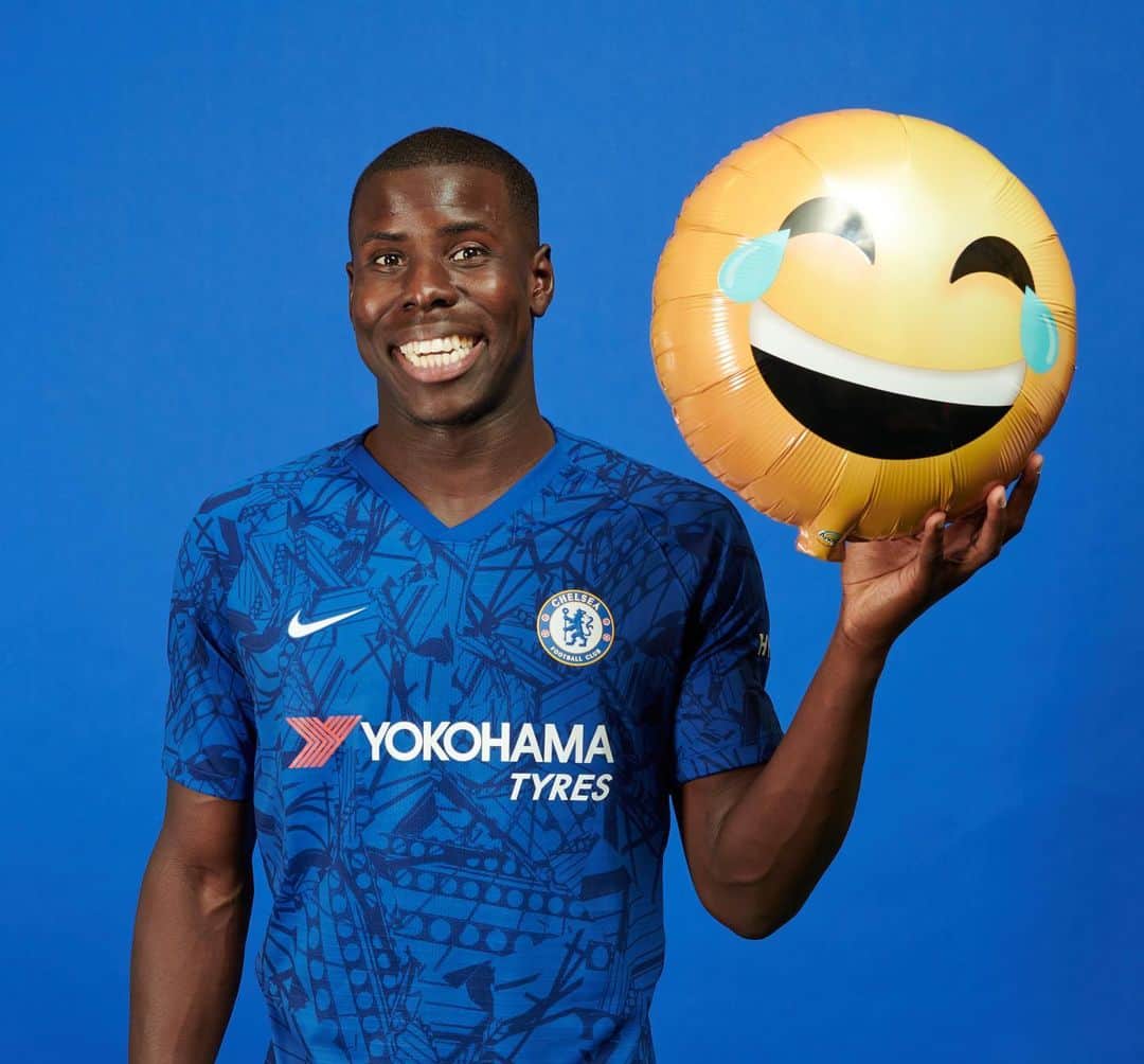チェルシーFCさんのインスタグラム写真 - (チェルシーFCInstagram)「Mr Happy himself! 😁 @KurtZouma #internationaldayofhappiness #CFC #Chelsea」3月21日 8時29分 - chelseafc
