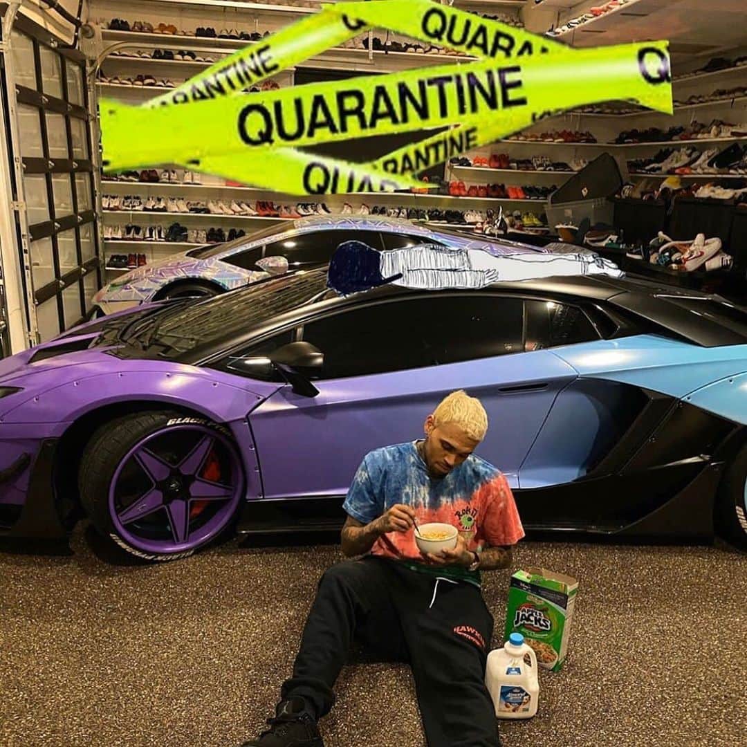 のインスタグラム：「LibertyWalk x @chrisbrownofficial to the world 🌎  LB WORKS Aventador Limited Edition & LB WORKS Huracan with #chrisbrown !! Special thanks to @chrisbrownofficial & @rdbvik & @rdbla & @libertywalk.usa」