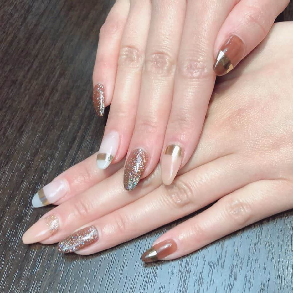 本間紗理奈さんのインスタグラム写真 - (本間紗理奈Instagram)「#newnail 🥳💅 絶妙な色可愛い❤️ この形はまったわ🙆‍♀️ #ジェルネイル #春ネイル #kanka新潟店  #新潟ネイル #ネイルデザイン #新潟ネイルサロン」3月21日 10時18分 - sarinaaaaa_h