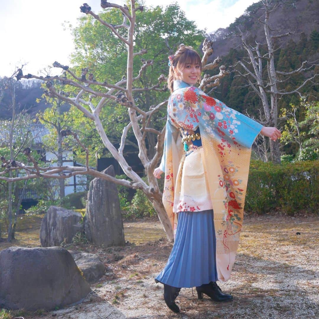 黒坂優香子さんのインスタグラム写真 - (黒坂優香子Instagram)「👘♡ ・ ・ MVの衣装で着物を着たのは初めて！！　とってもお気に入りでした♡ ・ ・ オフショットたくさんあるので アップするね😘 ・ ・ #聞かせてwowwowを #サイレントサイレン #サイサイ」3月21日 10時36分 - yukakokurosaka0606
