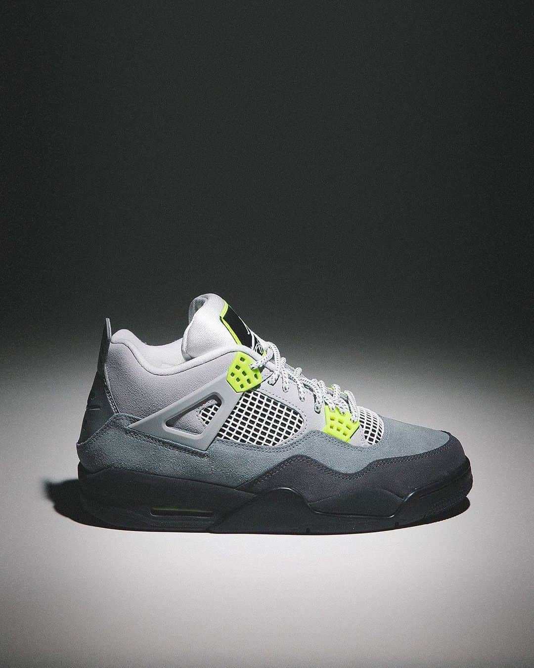 Jordanのインスタグラム：「Cheers to the OG. The Air Jordan IV ’95 Neon’ arrives tomorrow with a classic color-way straight from ’95. #JUMPMAN」
