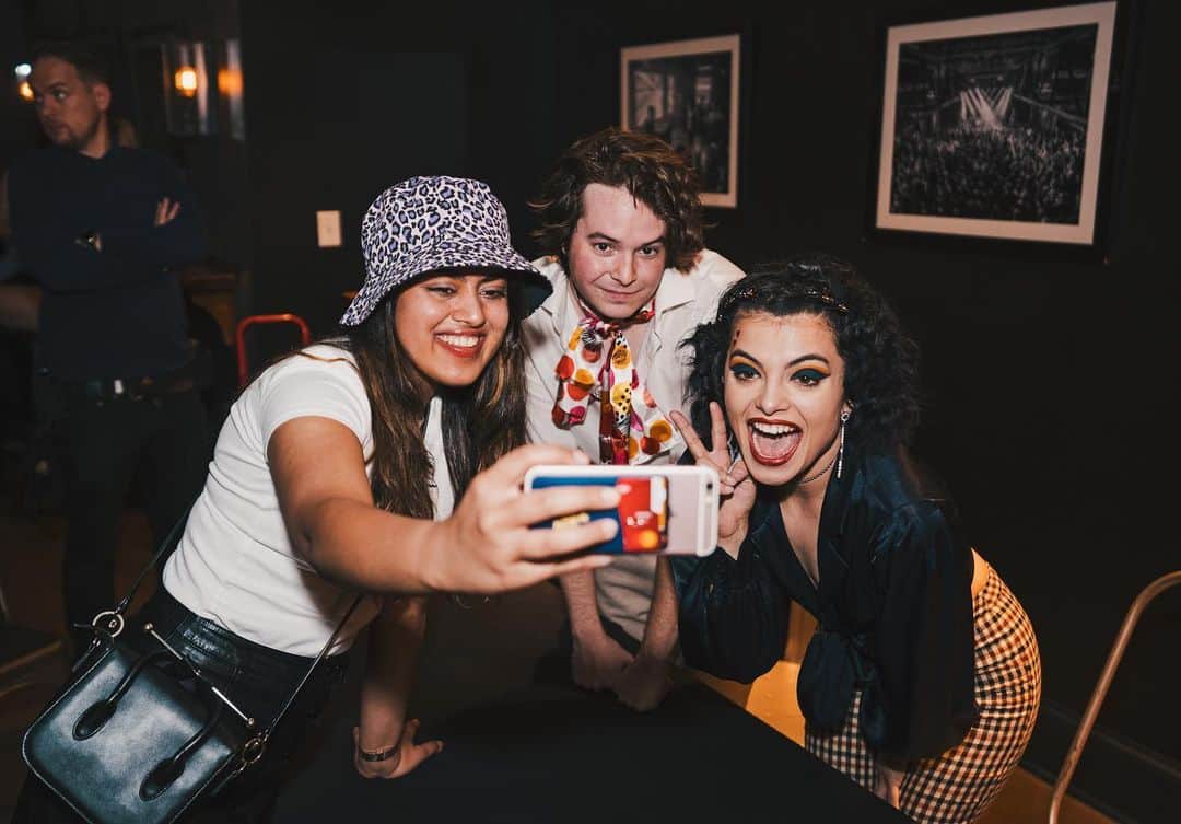 HEY VIOLETのインスタグラム：「feelin cheesy💃🏻🧀 📸: @shotbyhvnter」