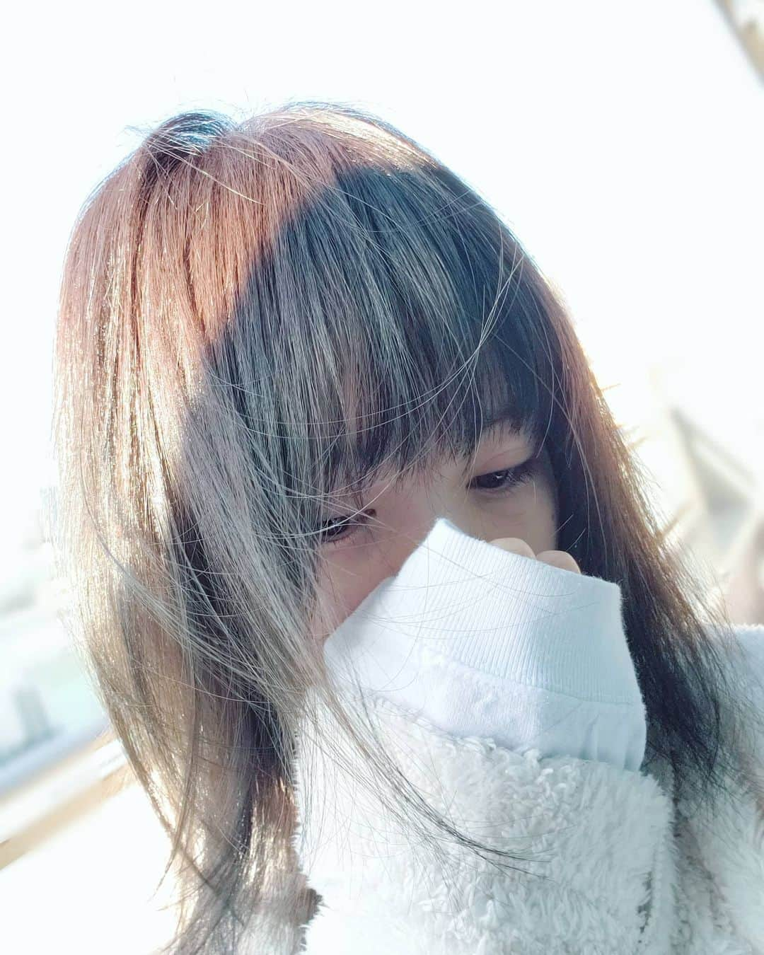 小田桐奈々さんのインスタグラム写真 - (小田桐奈々Instagram)「もうそろそろ暖かくなるだろか…？( ´͈ ᵕ `͈ )☀ * * #色抜けないでえええ #透明感カラー #早くコロナ収束しますように #小田桐奈々」3月17日 17時13分 - odagirinana