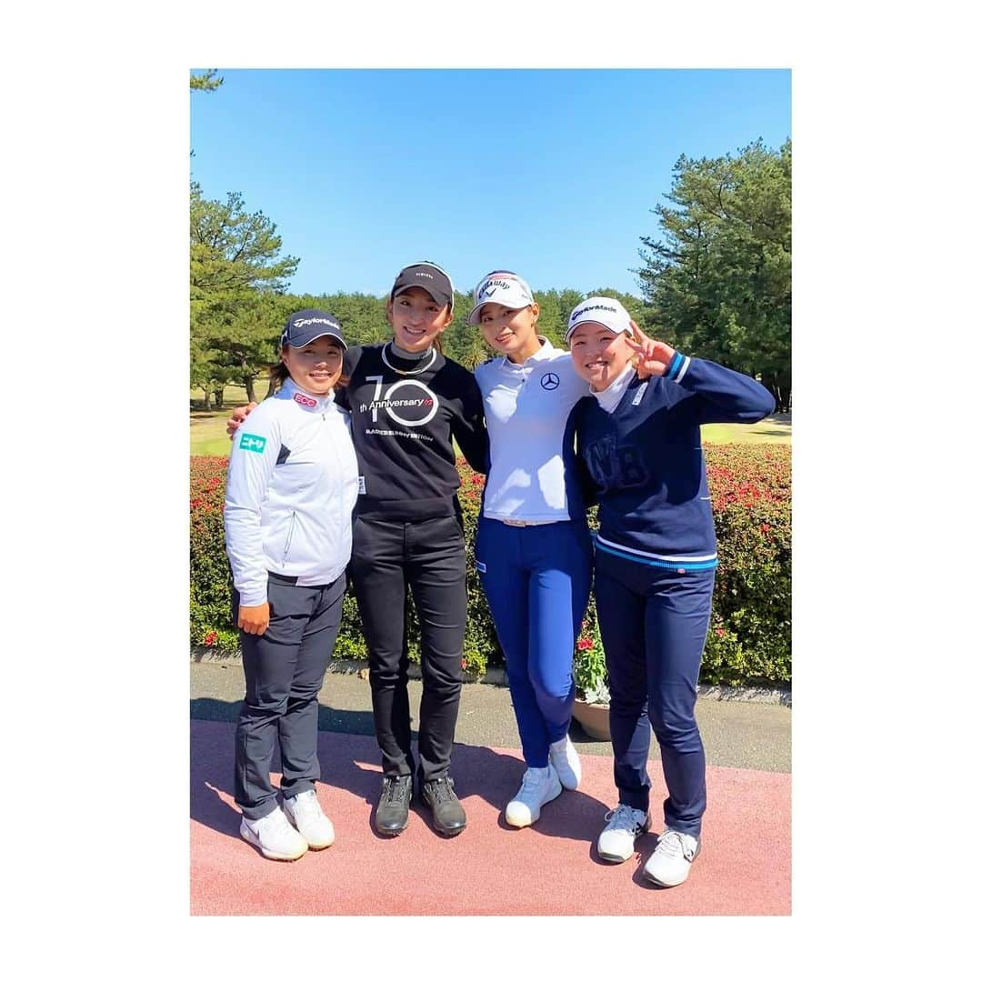 脇元華さんのインスタグラム写真 - (脇元華Instagram)「Team Miyazaki🌞🌴 ・ ・ #miyazaki #golf ・ AXAレディースゴルフトーナメント。 コロナウイルスの影響で中止になりました。 地元選手としてとても楽しみにしていた試合ですが 今の状況は仕方ない事だと。捉えまた開幕がいつになるか分かりませんが、いつ始まってもいいようにしっかりと準備しておきます。 ・ 早くコロナウイルス落ち着いて〜🦠 私たちの開幕はいつになるのやら…😓😓」3月17日 17時16分 - hana.wakimoto