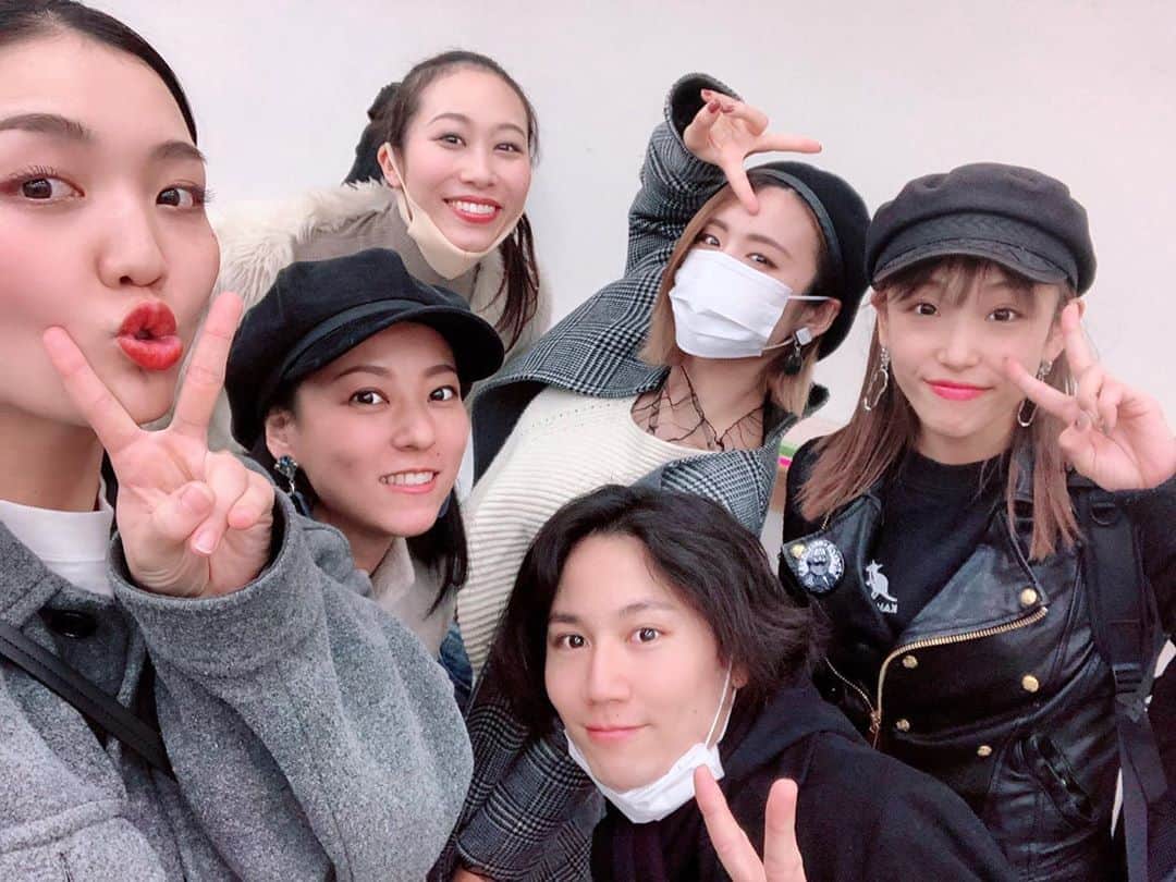 のインスタグラム：「地球ゴージャス 星の大地に降る涙 3月20日から、、、 たくさんの方にこの作品を届けられますように！！」