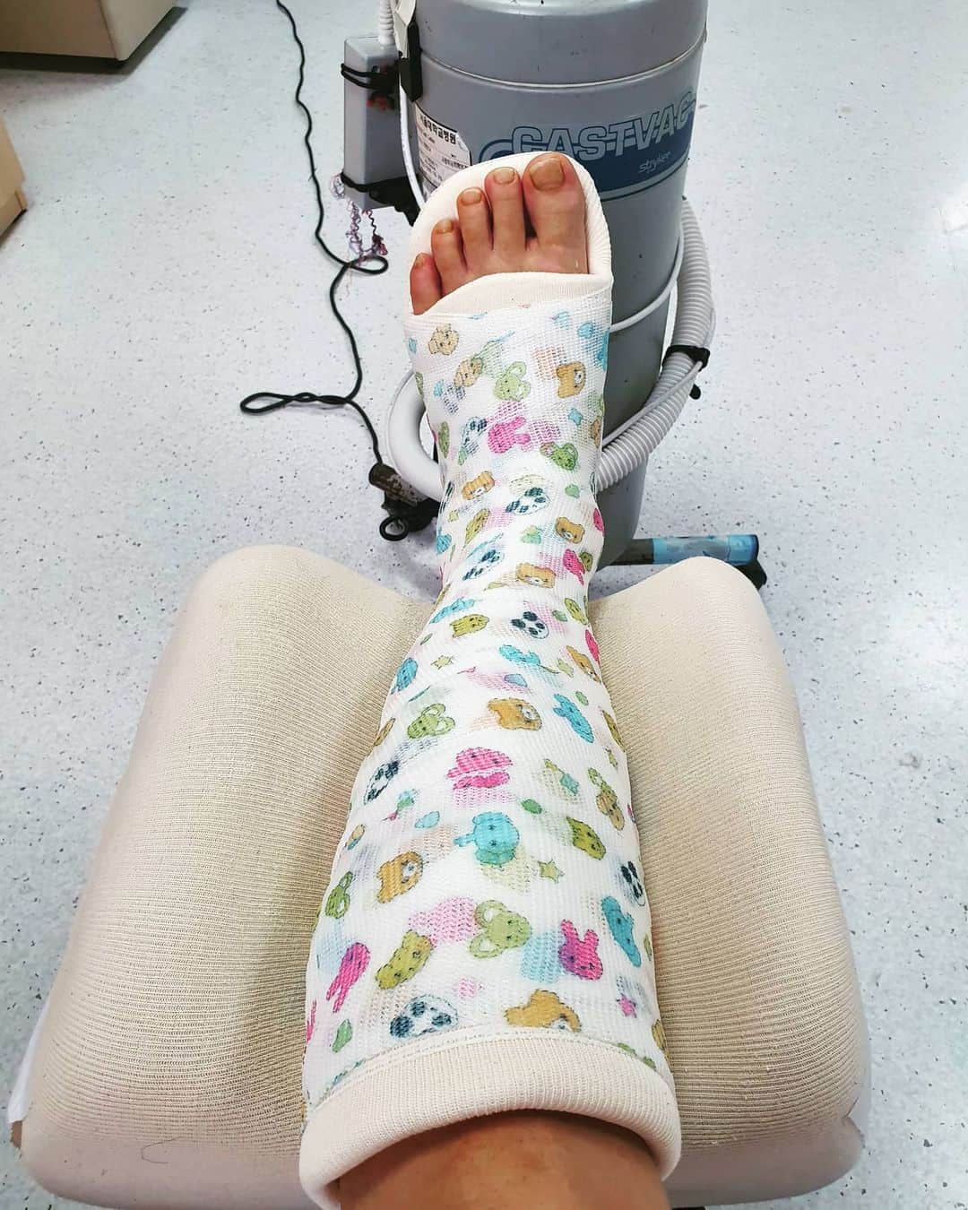 サンチョンのインスタグラム：「귀엽구만. 😭」