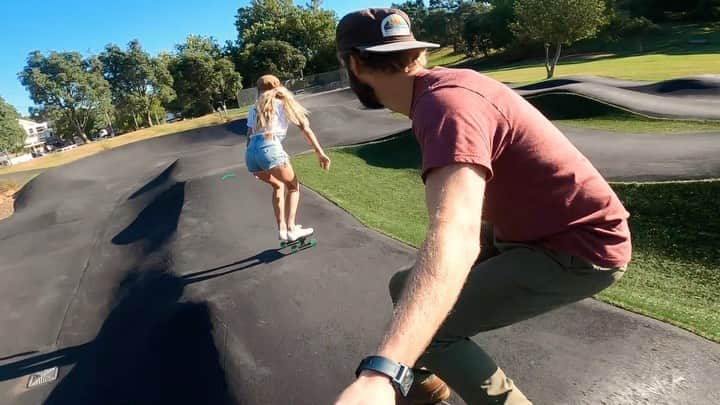 Travis Burkeのインスタグラム：「Super pumped on New Zealand so far 🤓. We’ve been on a bit of a pump track tour and love how many cities have created unique setups like this around the country!  The @sector9 family came up with the idea to donate our boards to kids who could put them to use here instead of carrying them back home on the plane with us 🙏🏼🙌🏼. We’ve enjoyed skating with the locals and are excited to find some groms to pass these off to.  Had a blast skating and creating this fun little video with @gypsealaysea!  #pumptrack #nixon #trekkeradventures #gopro #newzealand」