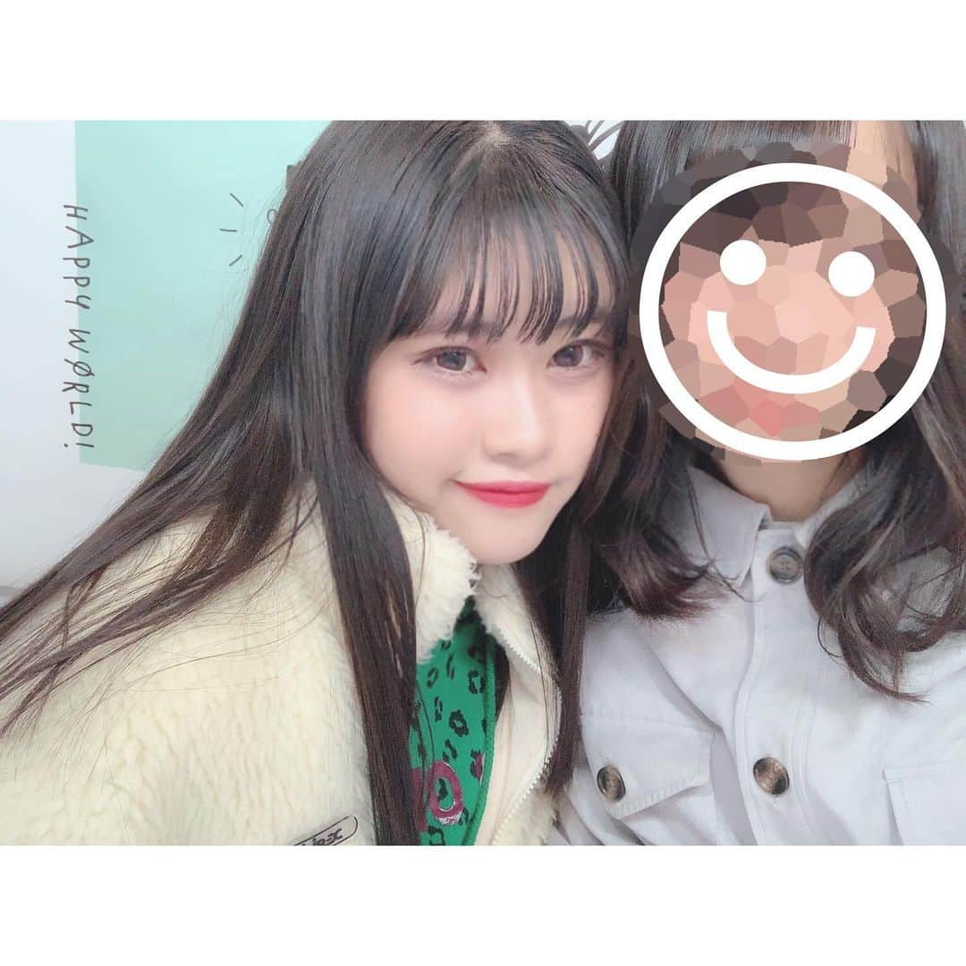 畠山あやなのインスタグラム：「* 春休みなのにコロナの影響で友達と会えなくて寂しい~😭💧 * 体調管理お気をつけください😭‼︎‼︎ * #畠山彩奈#過去pic#友達#ツーショット#写真#高校2年生#女子高生#プリント倶楽部#melulu#プリクラ#フォローミー#jk2#instagram#instagood#followme」