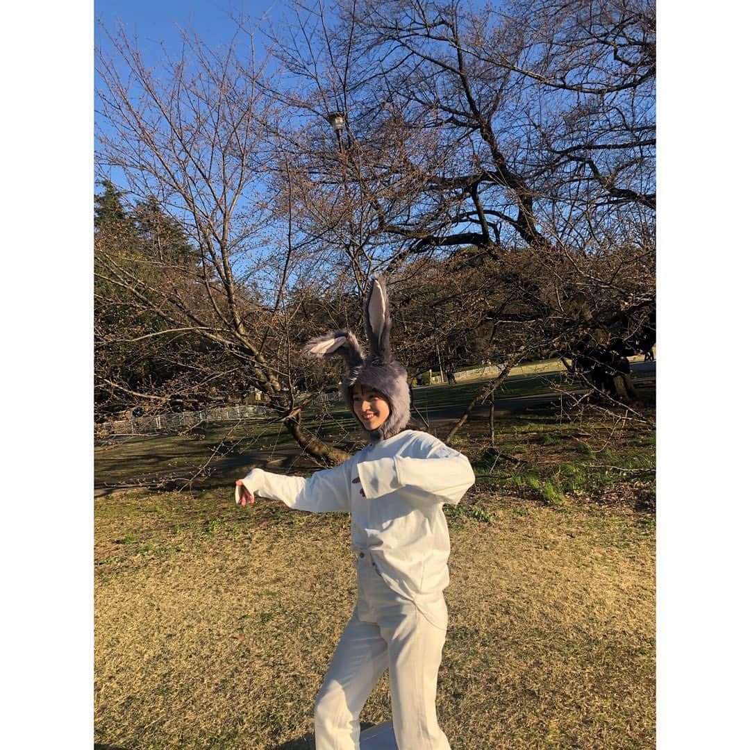 櫻愛里紗さんのインスタグラム写真 - (櫻愛里紗Instagram)「今日も元気…🙌🏻💕﻿ ﻿ ﻿ #おすすめの映画全部見るー😢🙏🏻💕﻿ ﻿ #櫻愛里紗#ありさんこーで﻿ #ピクニック#オールホワイト#うさぎ﻿ #いい天気﻿ ﻿ ﻿」3月17日 13時05分 - sakura.arisa_official