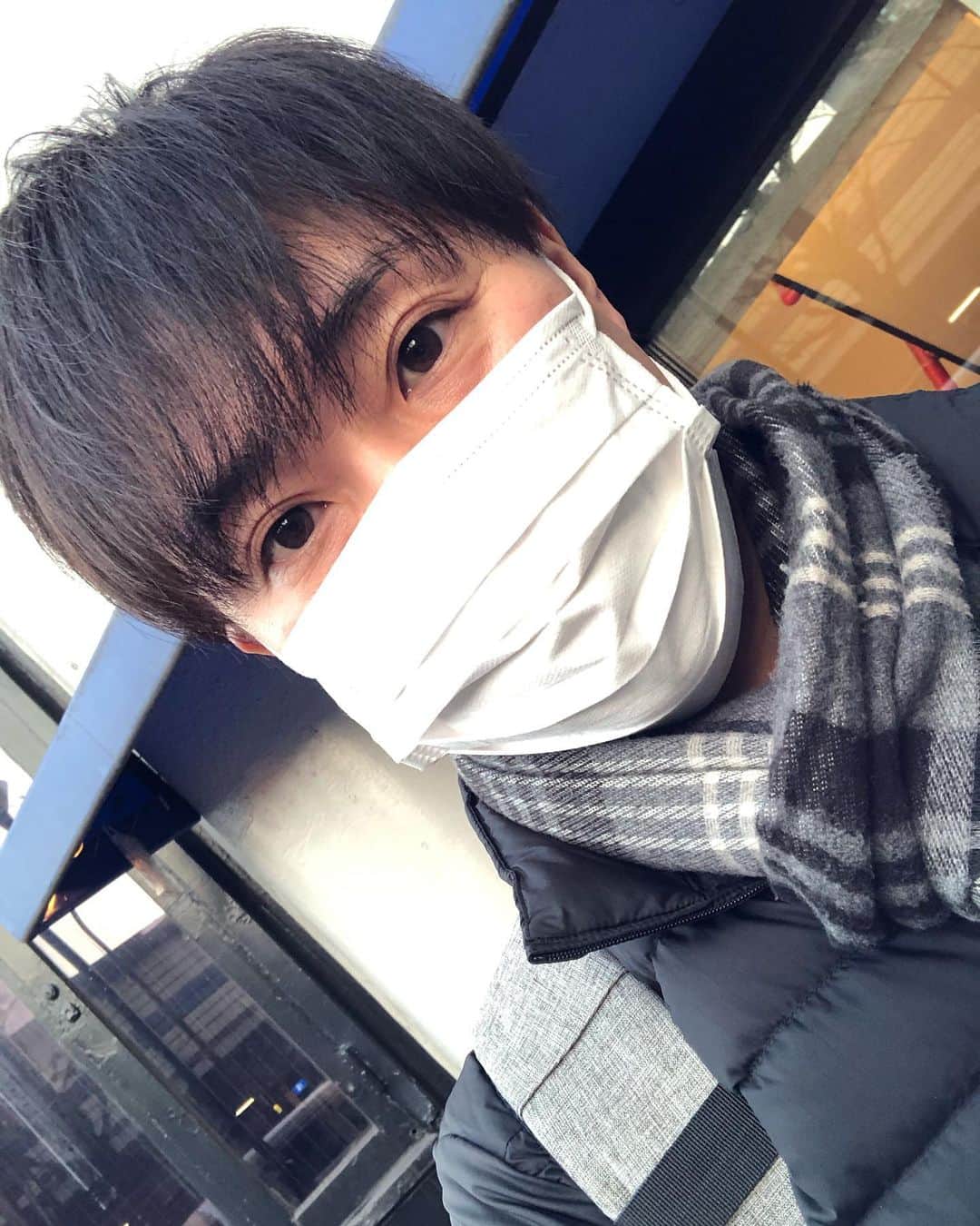 あつひろのインスタグラム：「リハ終了♪ さぁ、次は本番！！ 素敵な作品に仕上げるぞ(๑•̀ㅂ•́)و✧  #あつひろ #声優 #ナレーター #芸人　#吉本興業 #ボイスドラマ #CDドラマ #リハーサル #スタジオ」