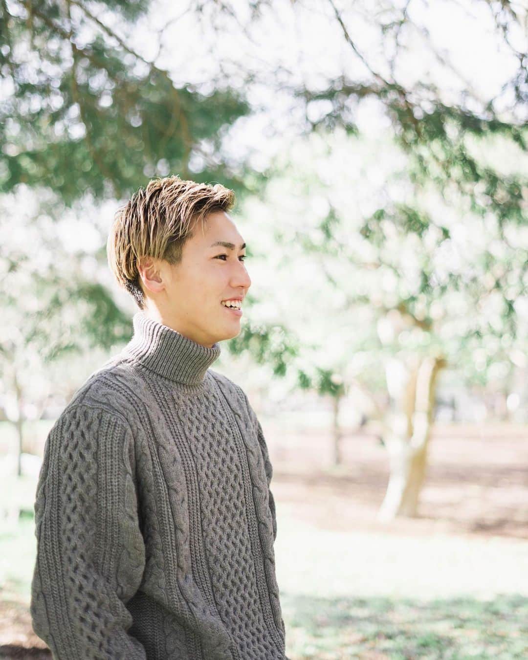 綿貫陽介のインスタグラム：「ニットver😋」
