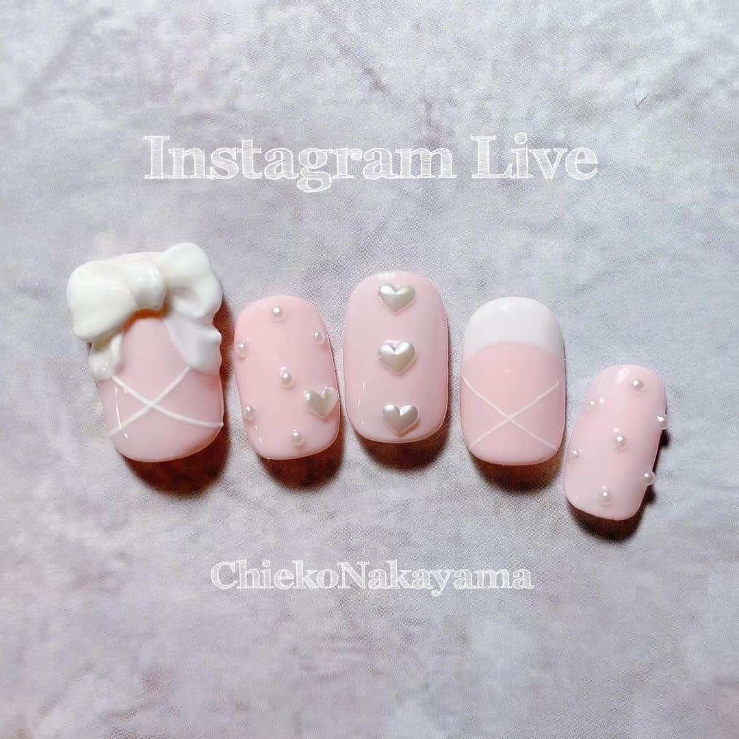 なかやまちえこのインスタグラム：「明日3/18 22:30からは #instagramlive です！ #ジェル3D で作る #リボンネイル 🎀 #nail #nails #nailart #ネイル #美甲 #ネイルアート  #japanesenailart #manucure #japanesenails #manicurist #gelnails #أظافر #네일아트 #미용 #vẽmóng #ngườiđẹp  #เพ้นท์เล็บ #искусствоногтя #artedeuñas #เพ้นท์เล็บเจล #ジェルネイルデザイン #ネイルデザイン #senikuku #nagelkunst #ribbonnails @pregelofficial」