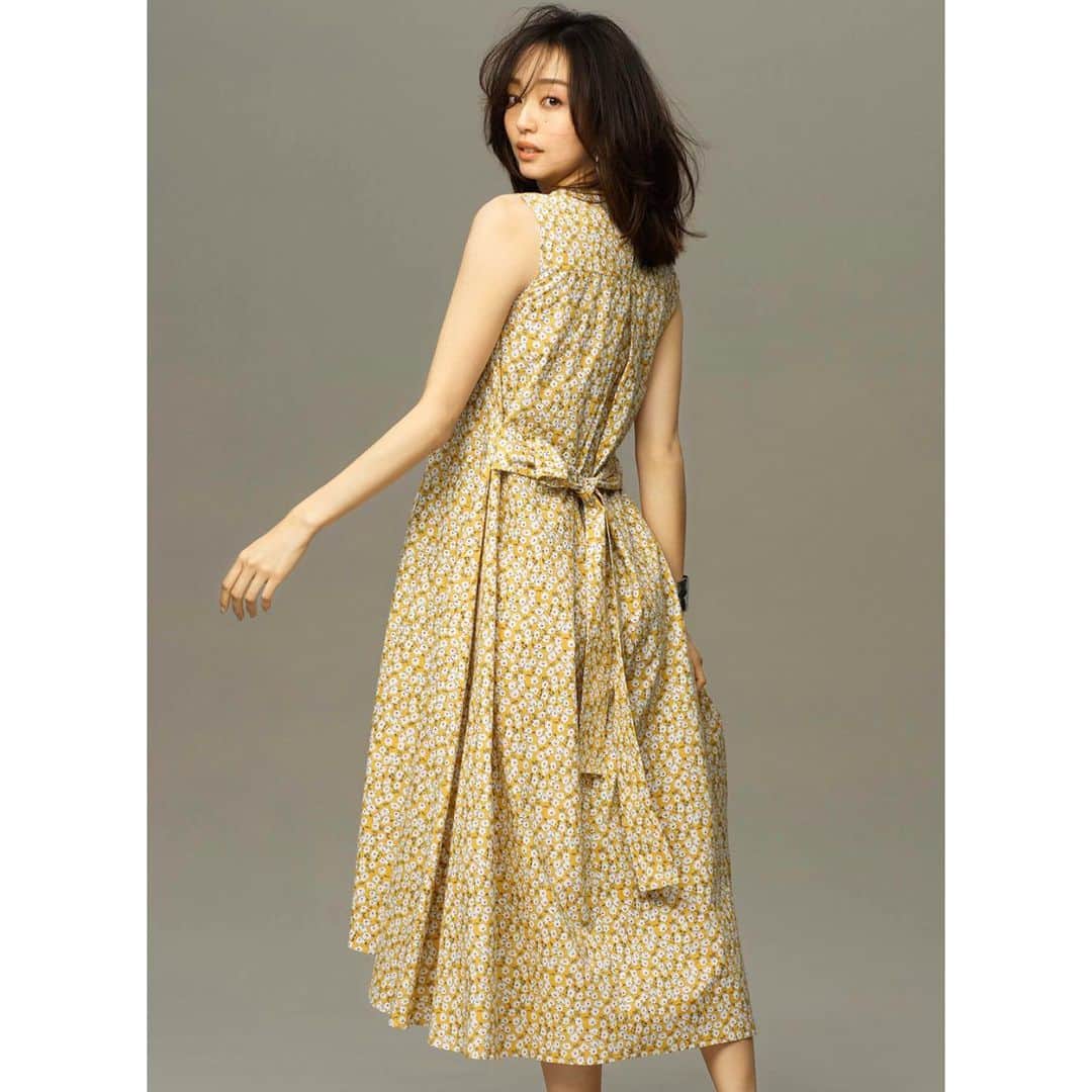松島花さんのインスタグラム写真 - (松島花Instagram)「: (スワイプしてね👆🏻) 🌼 @nostalgia_jp  meets HANA MATSUSHIMA🌼 👗2019 SPRING COLLECTION👡 ノスタルジアの春の新作コレクション 是非HPでチェックしてくださいね😉🍀 : #nostalgia #2020 #spring  #collection #fashion  #ノスタルジア #春コレクション #ファッション #松島花」3月17日 18時50分 - hana_matsushima_official