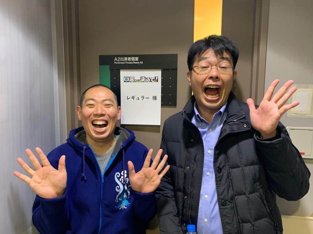 西川晃啓のインスタグラム：「気絶放送  来週みて気絶  #あるある探検隊#レギュラー#気絶#気絶の日々#ギャグ#収録後#楽屋前#コンビ#中居くん決めて#昨日#放送#来週#続編#見てー」