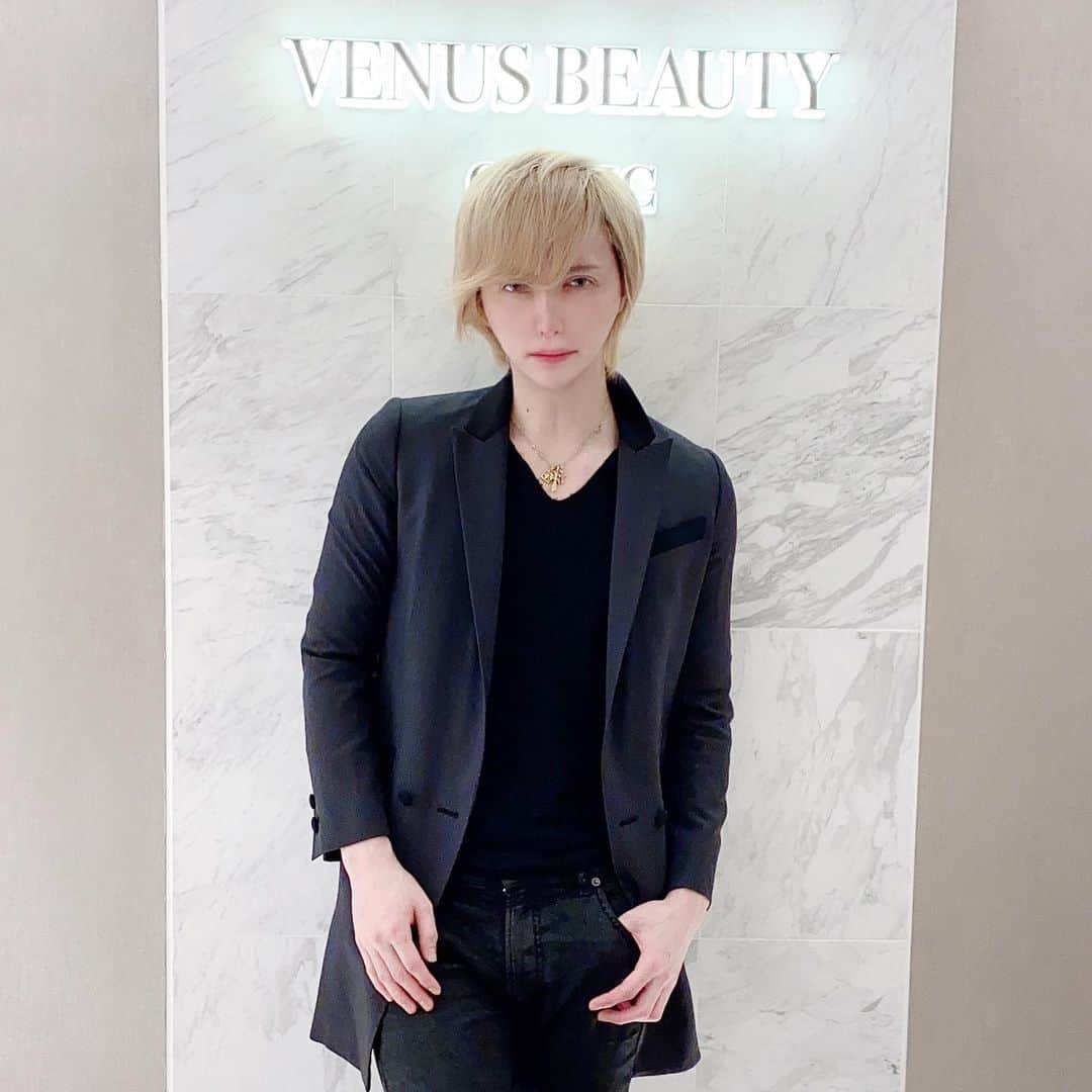 MiA のインスタグラム：「venus beauty clinic さんでアンチエイジング(ハイフ)してきました。 @venus_beautyclinic_ginza」