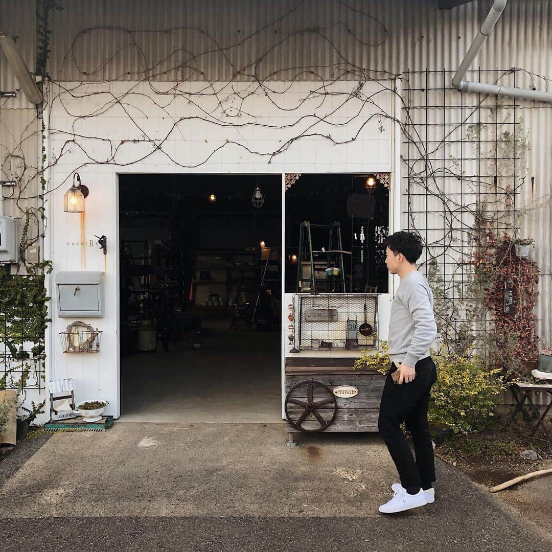 yuinaさんのインスタグラム写真 - (yuinaInstagram)「ずっと気になってた倉庫に寄らせてもらいました🙂 #常滑 #古道具屋　#雑貨屋 #vintage #instafashion  #l4l #hello #instagram」3月17日 20時54分 - yuina_xg
