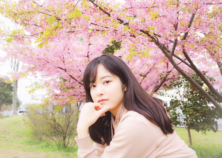 真原彩さんのインスタグラム写真 - (真原彩Instagram)「﻿ ﻿ ﻿ ﻿ #gr2﻿ ﻿ ﻿ ﻿ ﻿ ﻿ ﻿ 桜に合わせてこの日は﻿ アイシャドウをピンクにしてみたよー🌸﻿ ﻿ ﻿ ﻿ 明日からやっと暖かくなるんだね🥺﻿ ﻿ ﻿ ﻿ ﻿ ﻿ ﻿ ﻿ ﻿ ﻿ ﻿ ﻿」3月17日 21時06分 - sanahara_aya