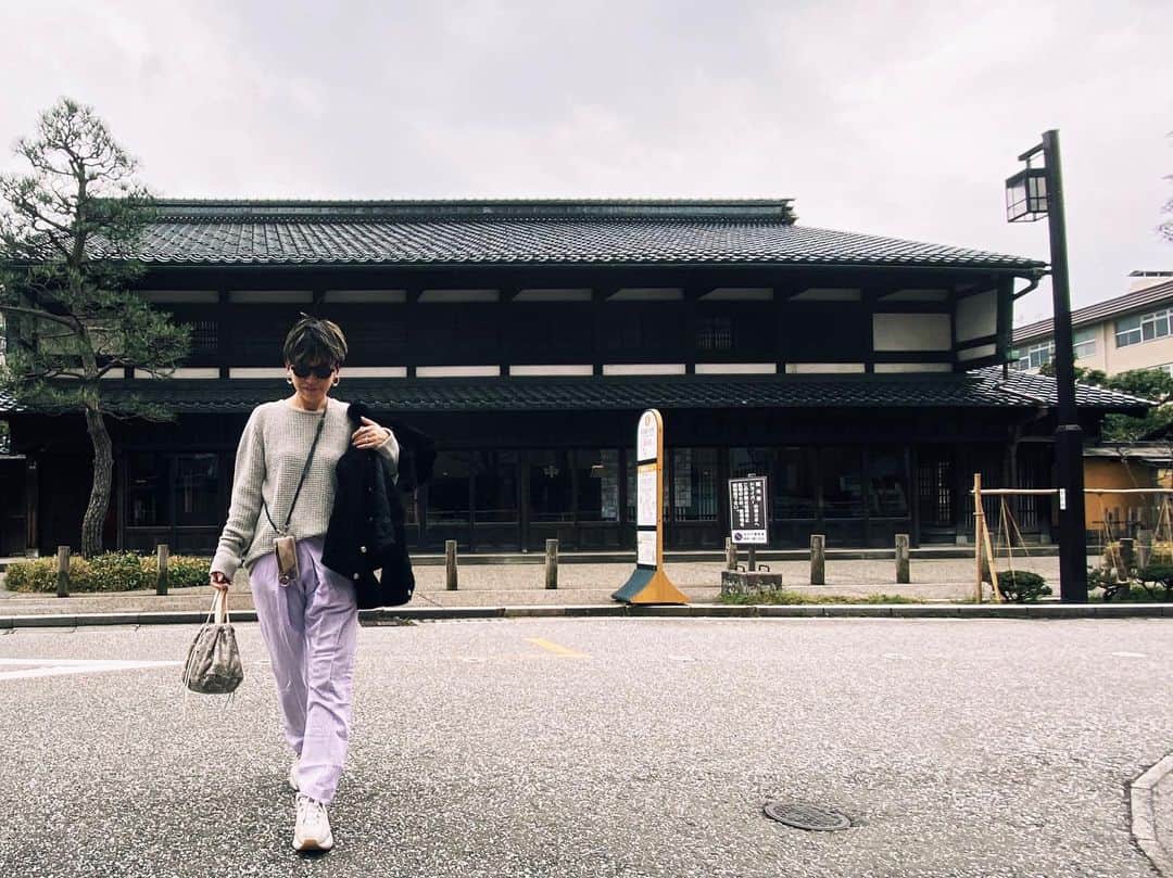 藤田敦子さんのインスタグラム写真 - (藤田敦子Instagram)「ㅤㅤㅤ 金沢散歩👣 ㅤㅤㅤ #blendatrip2020 #blendatrip #travel #trip #kanazawa #金沢　#旅 #blendacoordinate」3月17日 21時42分 - blenda0305