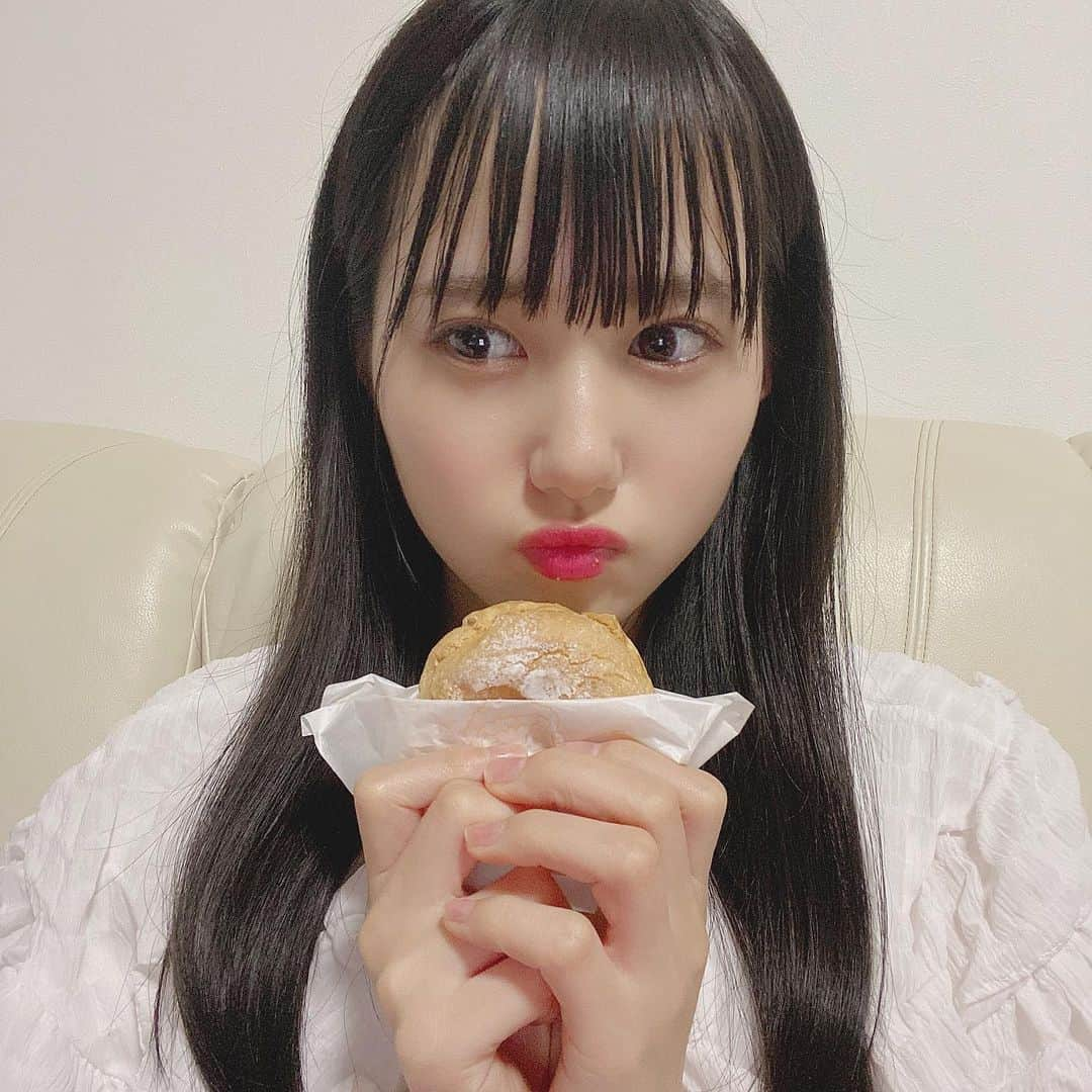 前田彩佳さんのインスタグラム写真 - (前田彩佳Instagram)「シュークリーム🍼」3月17日 22時10分 - _ayaka1218