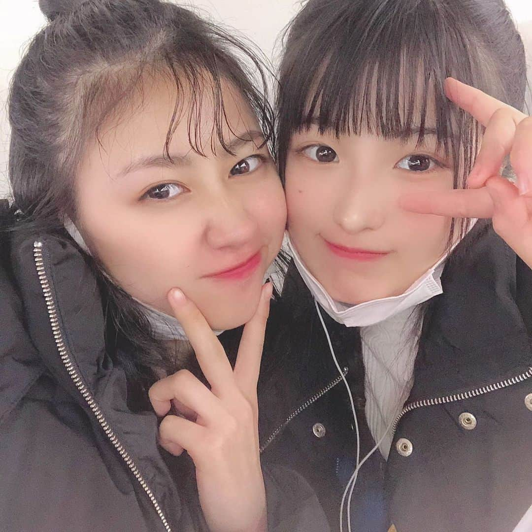 宇田川ももかさんのインスタグラム写真 - (宇田川ももかInstagram)「今日はかなみちゃんととある撮影してきたよ！👀💗 終わった後にまっちゃんが、苺大福買ってくれた！🤤🤤🤤 • • #苺大福#宇田川ももか#かなみ#テーマパークガール」3月17日 23時40分 - momoka_tpg