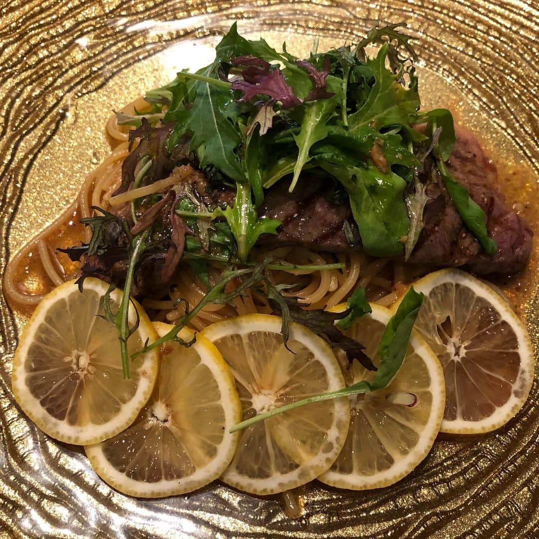 山本華世のグルメインスタ