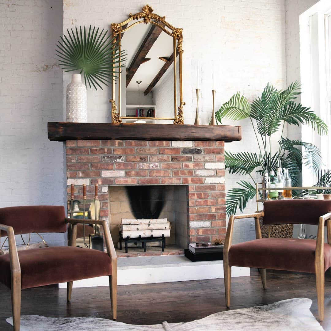エラモスのインスタグラム：「The home of our dreams needs a wardrobe to match! Tap to discover all the places you can shop Ella Moss this season.」