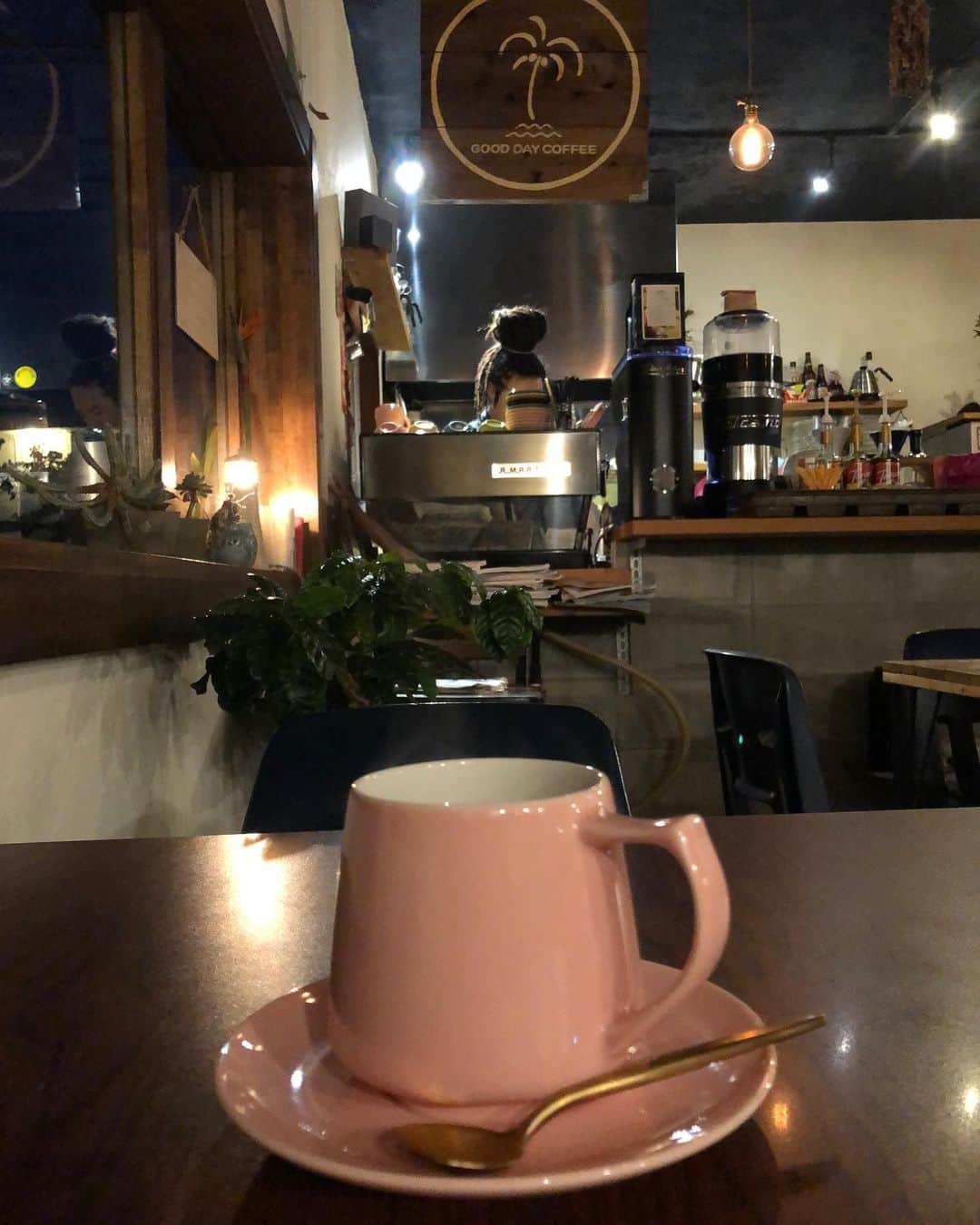 高原直泰さんのインスタグラム写真 - (高原直泰Instagram)「今日もここから。 #おはようございます #トレーニング前 #本日も #gooddaycoffee」3月18日 6時12分 - takahara.osv