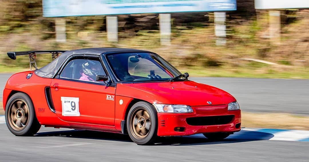 のインスタグラム：「_ Honda PP1 BEAT _ Shot on Mar-15 2020 at MLS (Motor Land Suzuka). _ _ owner: @wanyoru_ photo: @mistbahn _ _ JP) 2020年3月15日、MLS（モーターランド鈴鹿）。 _ _ #mls #motorlandsuzuka #モーターランド鈴鹿 #hondabeat #hondabeatpp1 #pp1beat #ホンダビート #pp1 #mtrec #e07a #honda #jdm #oridinalpartsssi #エスエスアイ #trackcar #trackday #timeattack #timeattackjapan #kcar #keicar #軽自動車 #rays #te37 #volkracing #jdmwheels #brideseats #bridgestone #potenza #re71r #hondasontrack」