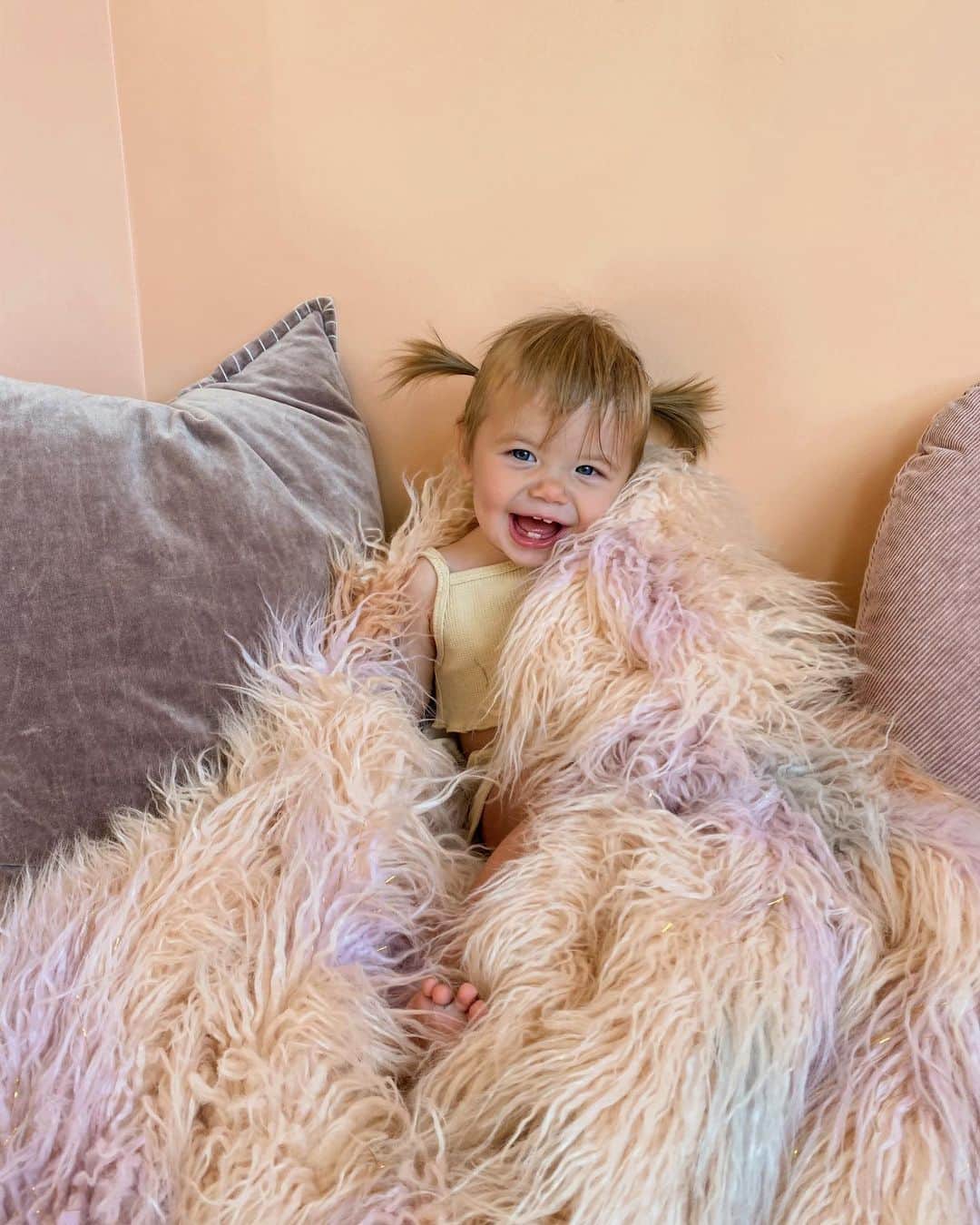 Amber Fillerup Clarkさんのインスタグラム写真 - (Amber Fillerup ClarkInstagram)「Best therapy = a smiling baby 🥰 especially this one」3月18日 8時35分 - amberfillerup