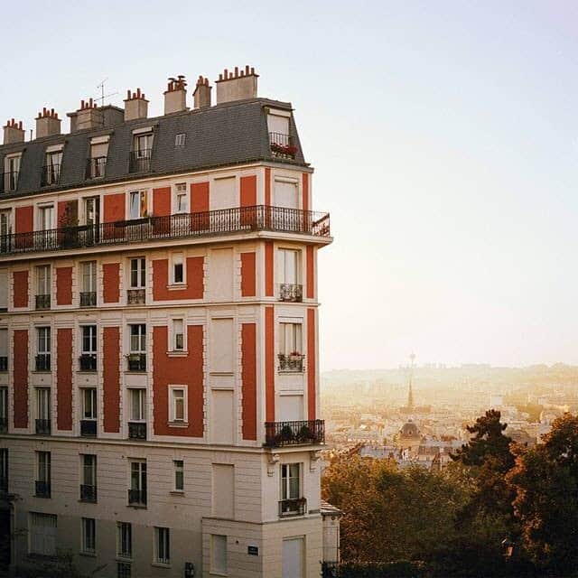 のインスタグラム：「Paris mood🇫🇷 . . . #サントノーレパリ #sainthonorewatch  @saint_honore_paris_jp」