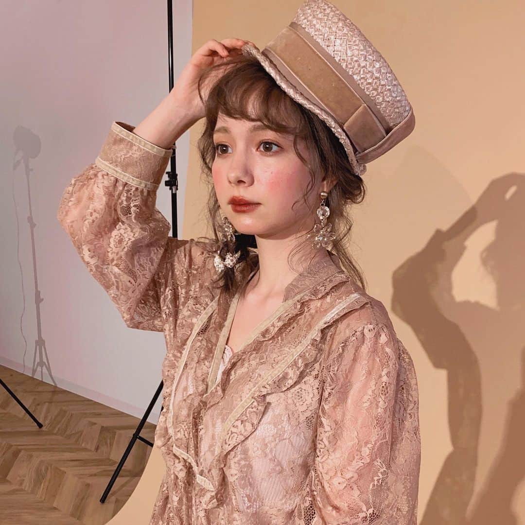 柴田あやなのインスタグラム：「あつまれどうぶつの森が楽しみすぎて夜しか寝れない  #おやすみなさい」