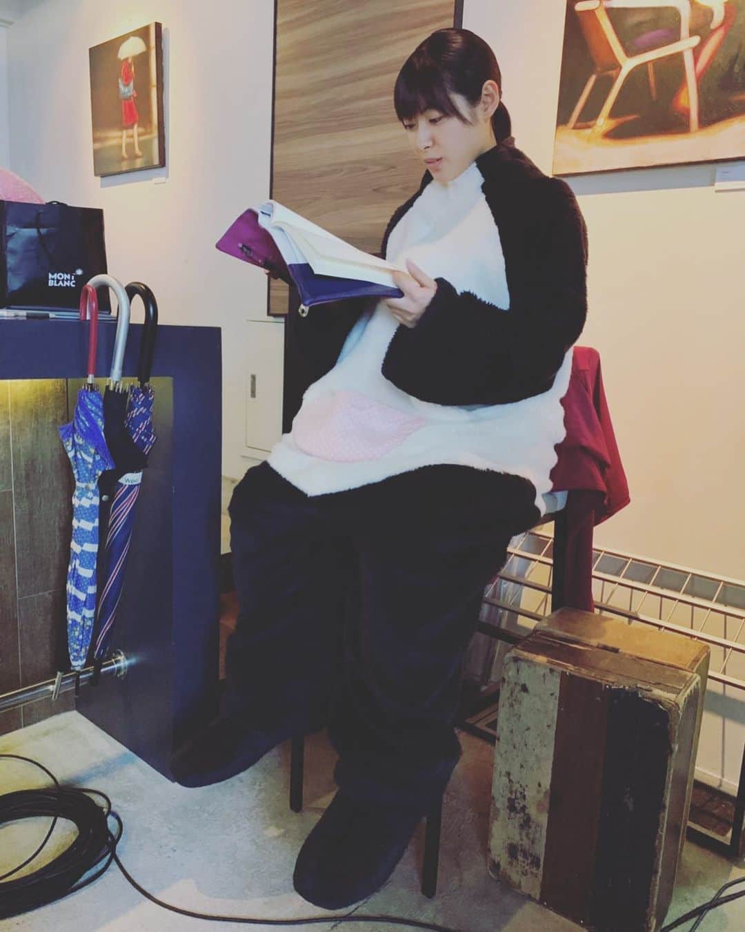瀧本美織のインスタグラム：「🐼にもなりました。 本日7話、ぜひみてね。  #fod  #ドラマ  #運命から始まる恋」